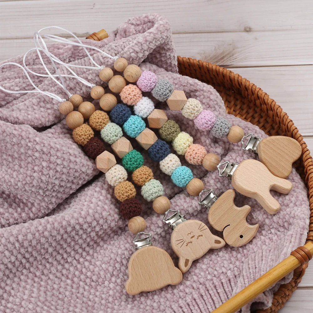 Elephant Bunny Animal Heart Wooden Baby Pacifier Clips round Crochet Beads Teething Chain for Baby Nipple Chain Nursing Chew Toy